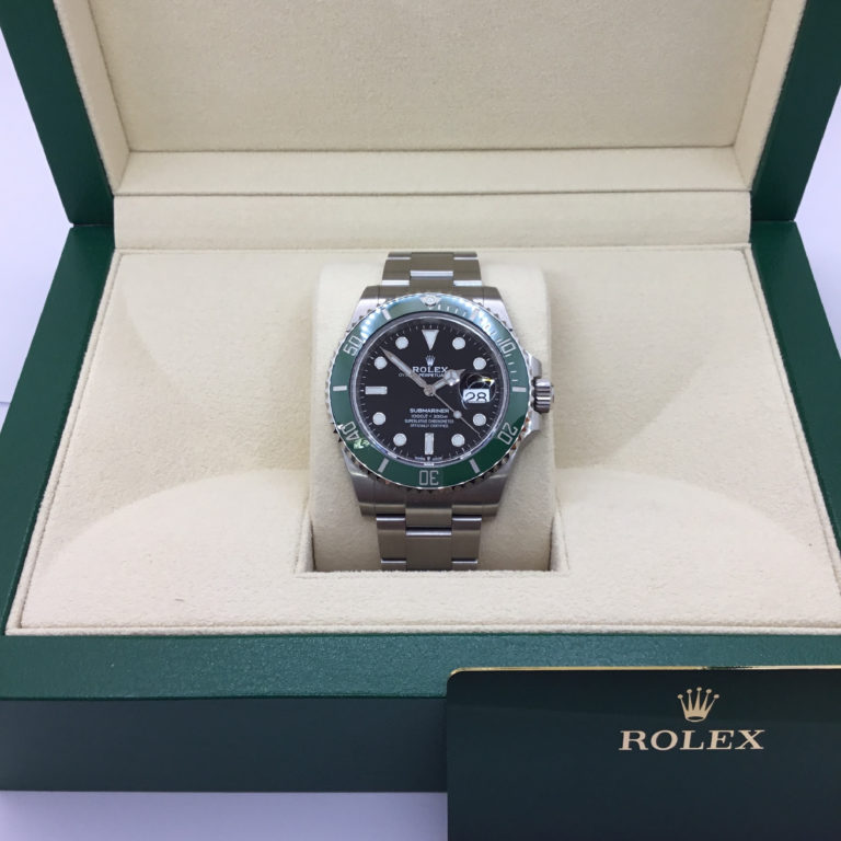 Pre-owned Rolex Oyster Perpetual Submariner Date Watch