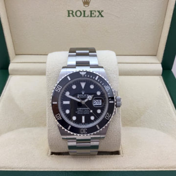 Pre-owned Rolex Oyster Perpetual Submariner Date Watch